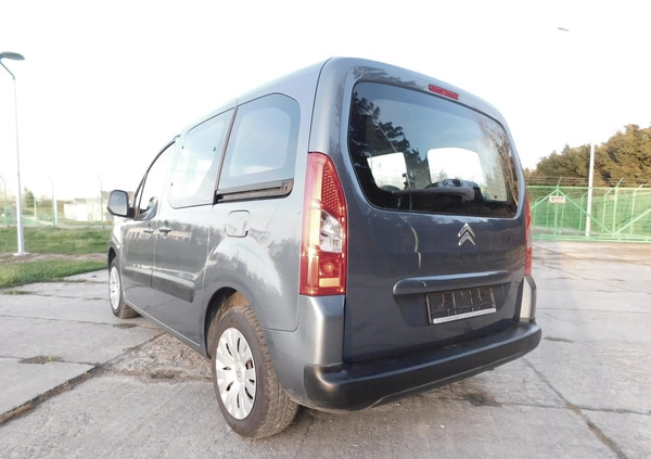 Citroen Berlingo cena 24900 przebieg: 220000, rok produkcji 2009 z Jarosław małe 379